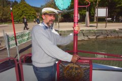 Franz jagt im verwahrlosten Taxi quer durch Bayern